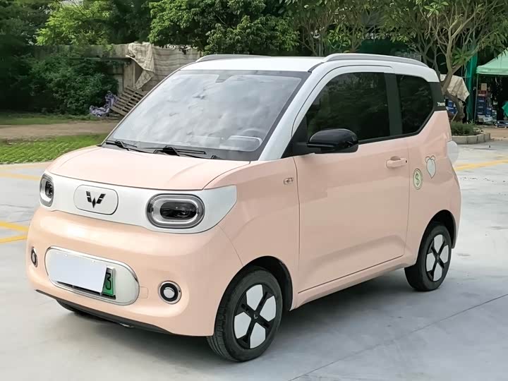 Hongguang MINIEV 2024 third generation 215km advanced version