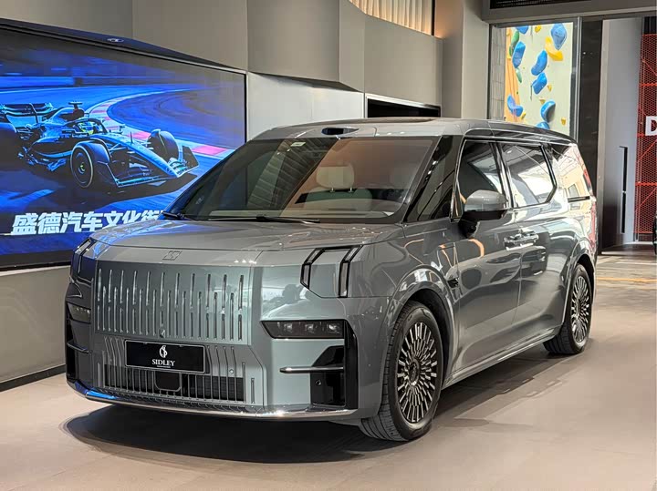 Jikrypton 009 2024 seven-seat aisle version four-wheel drive 108kWh