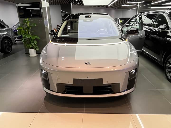 Ideal i8 2025 Standard Edition