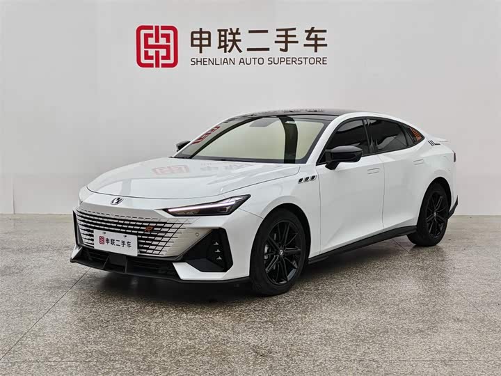 Changan UNI-V 2022 1.5T premium model