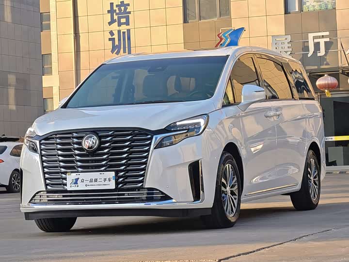 Buick GL8 2023 ES Lu Zun Exclusive Model