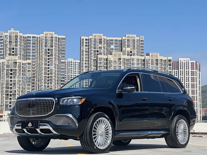 Mercedes-BenzGLS 2023 Model GLS 450 4MATIC LuxuryModel