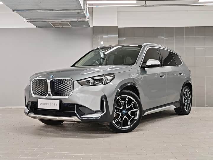 BMW iX1 2023 xDrive30L X Design Package