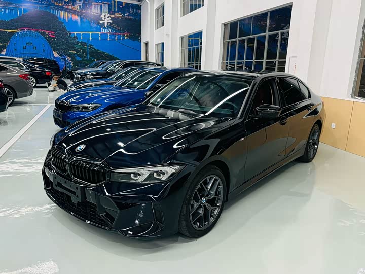 BMW 3 Series 2026 330Li M Sports Night Package
