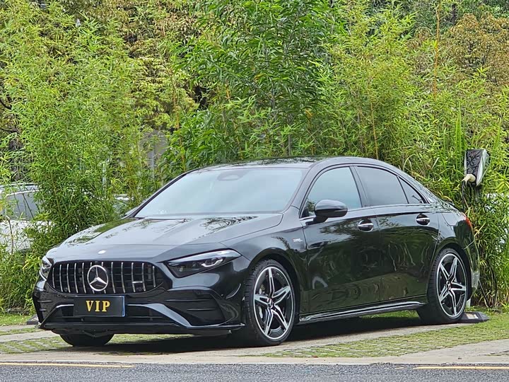 Mercedes-Benz A-Class AMG 2025 facelift AMG A 35 L 4MATIC