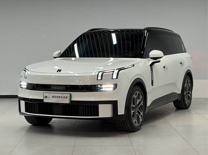 Lynk & Co 900 2025 2.0T Ultra 6-seater