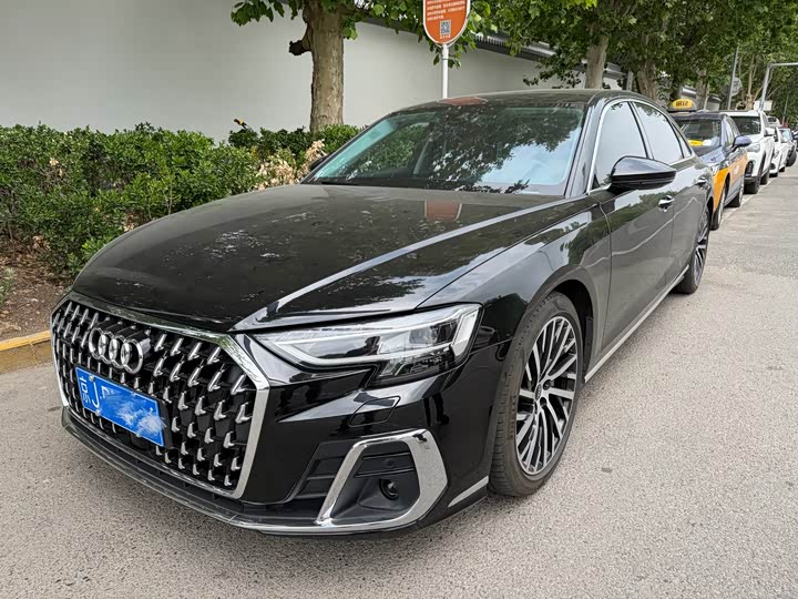 Audi A8 2023 A8L 55 TFSI quattro flagship model