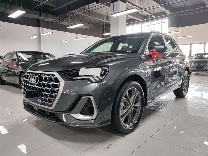 Audi Q3 2025 quattro 45th Anniversary Collector’s Edition 40TFSI Fashionable and Dynamic