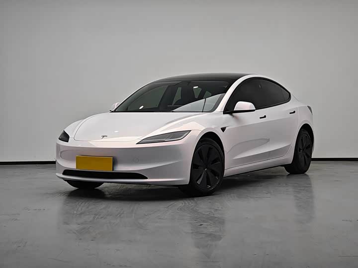 Model 3 2023 model long range all-wheel drive version