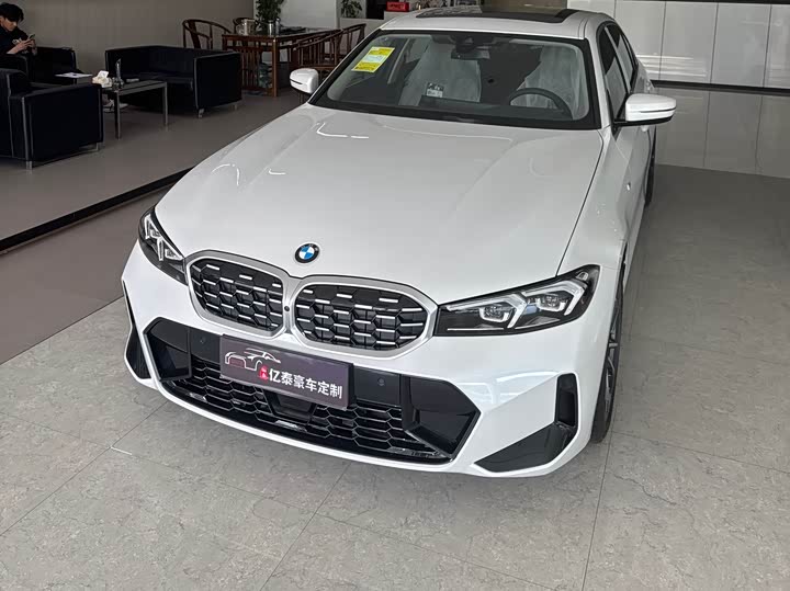 BMW 3 Series 2024 325i M Sports Package