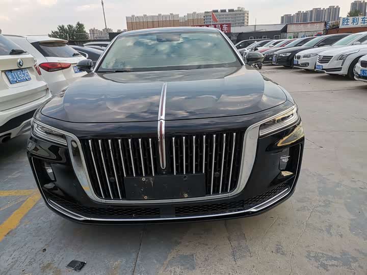 Hongqi H9 2020 2.0T Zhilian Flagship Edition