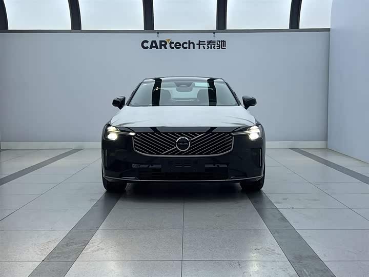 Volvo S90 2026 B5 Zhiyi Luxury Edition