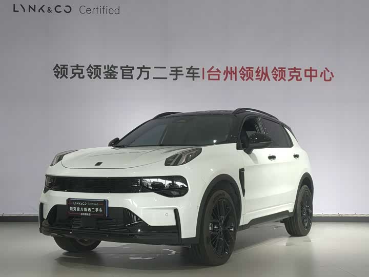 Lynk & Co 01 2025 2.0TD AWD Pro