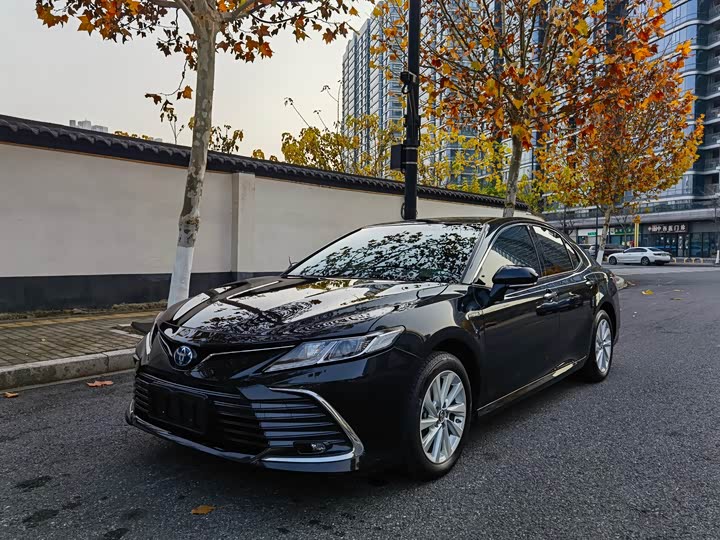 Camry 2023 Dual Engine 2.5HGVP Leading Edition
