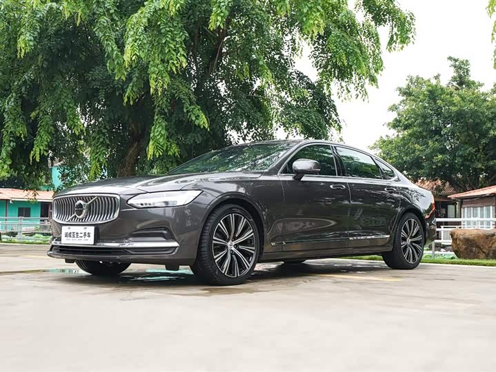 Volvo S90 2022 B5 Zhiyuan Luxury Edition