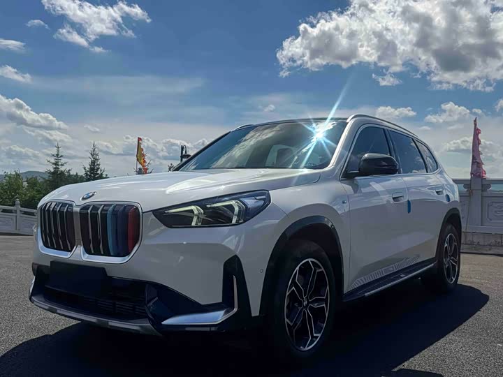 BMW X1 2023 sDrive20Li X-Line