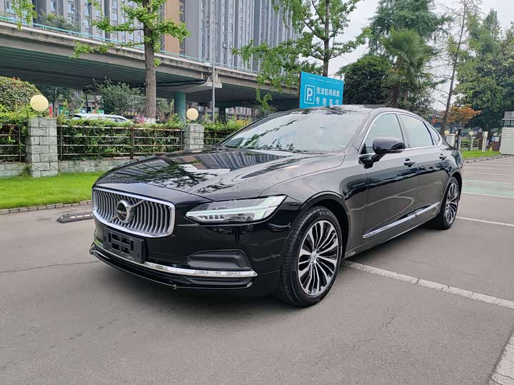 Volvo S90 2024 B5 Zhiyi Deluxe Edition