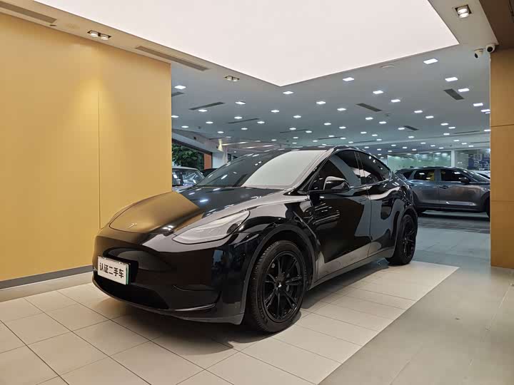 Model Y 2022 Refresh RWD