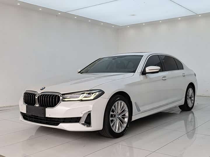 BMW 5 Series 2021 525Li Luxury Package