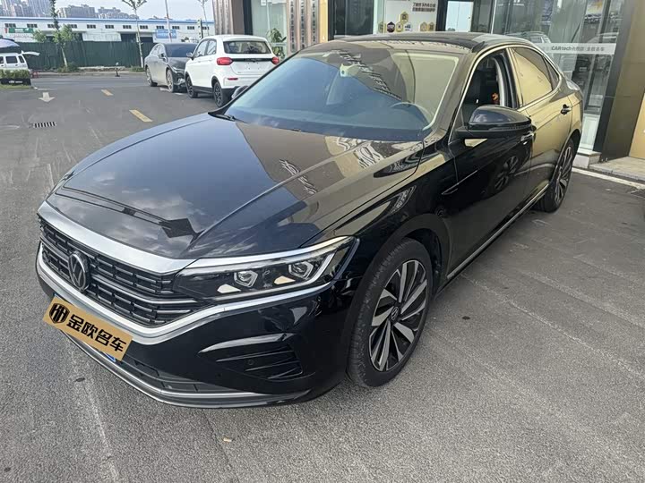 Passat 2023 330TSI Luxury Edition