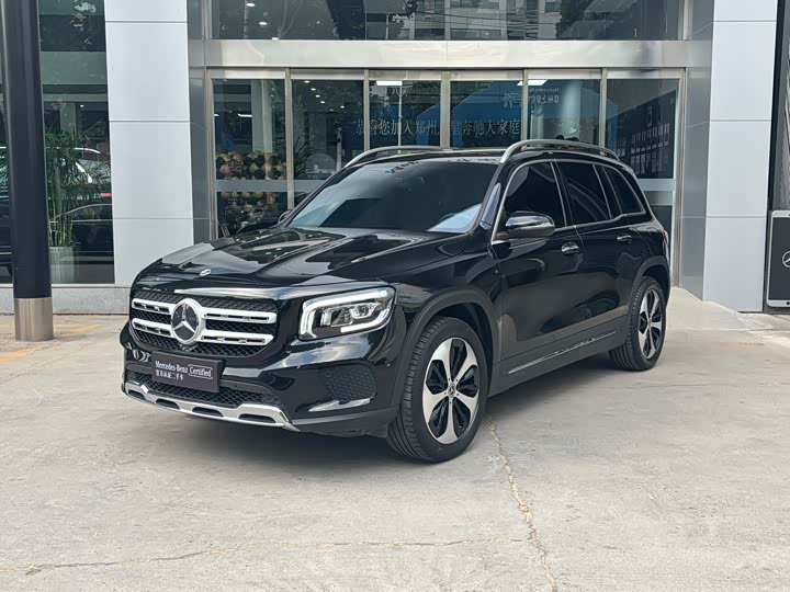 Mercedes-Benz GLB 2023 GLB 220 Fashion Model