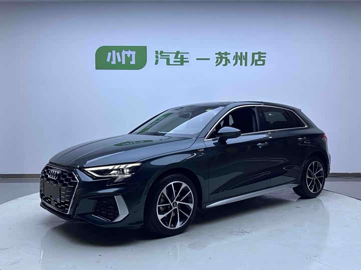 Audi A3 2022 Sportback 35 TFSI aggressive sports model