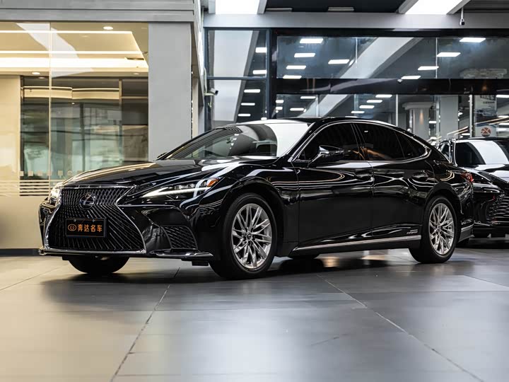 Lexus LS 2021 500h Luxury