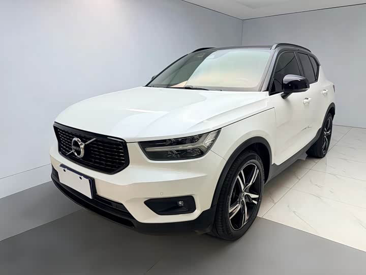 Volvo XC40 2021 T4 four-wheel drive Zhiyuan Sports Edition