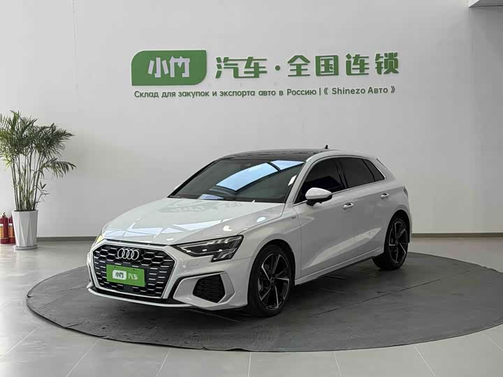 2022 Audi A3 2023 Sportback 35 TFSI stylish and sporty