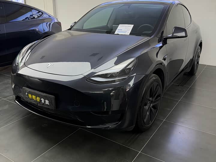Model Y 2024 rear-wheel drive version