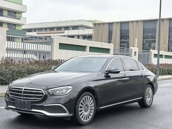 2022 Mercedes-Benz E-Class 2022 E 300 L Luxury Model
