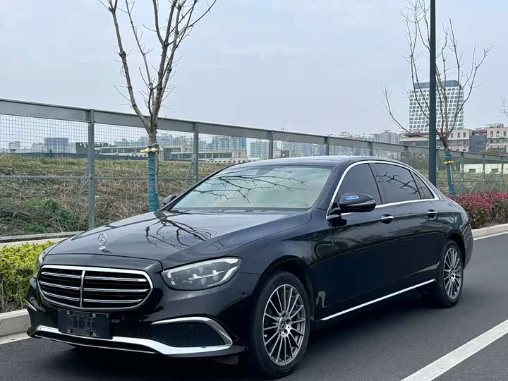 2022 Mercedes-Benz E-Class 2022 E 260 L