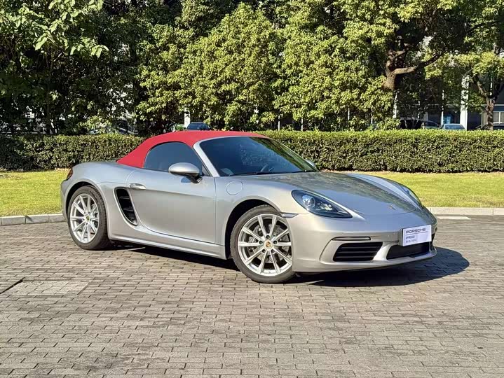 2024 Porsche 718 2022 Boxster 2.0T