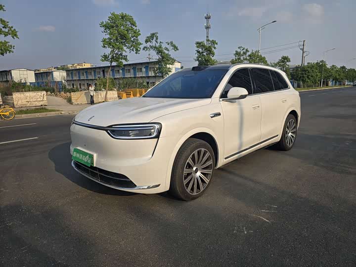 2026 Wenjie M7 2026 extended range Ultra four-wheel drive version 5 seats (192-line lidar)