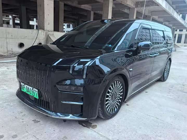 Zeekr 009 2024 seven-seater aisle version 108kWh