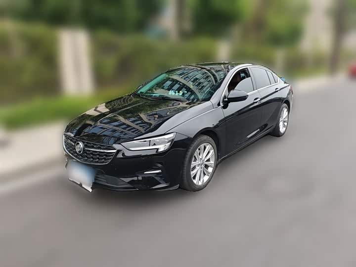 2022 Buick Regal 2022 652T Deluxe Edition