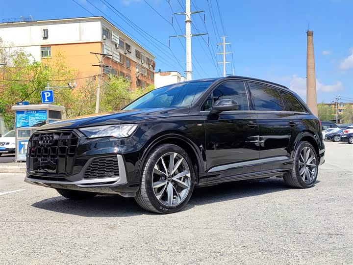 2024 Audi Q7 2023 55 TFSI quattro S line Sport