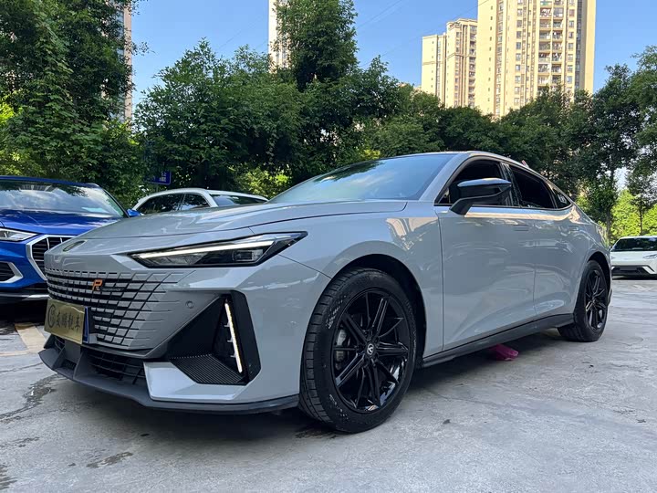 2023 Changan UNI-V 2022 1.5T premium model