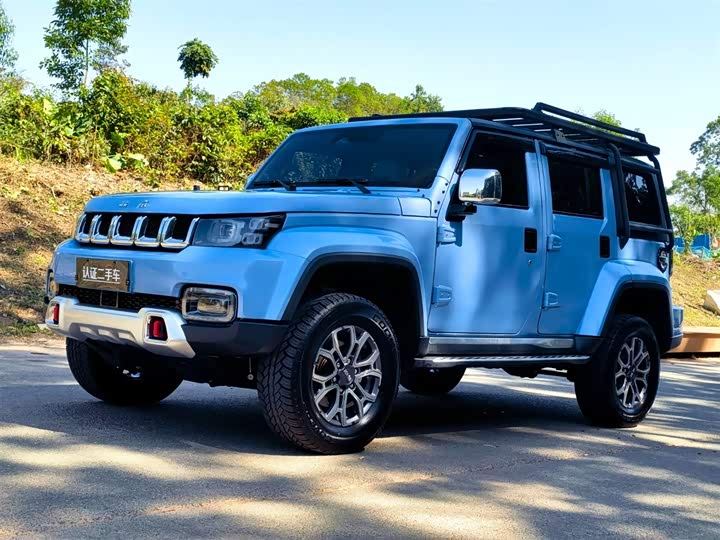 2023 Beijing off-road BJ40 2023 2.0T automatic four-wheel drive city hunter version knight type