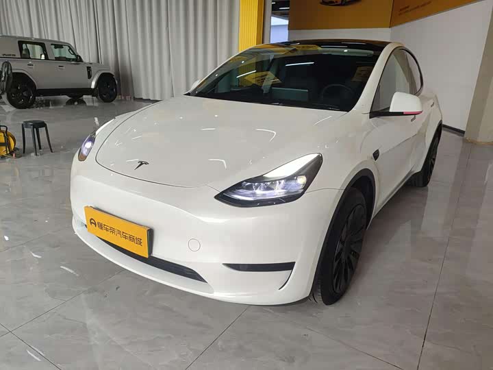 2024 Model Y 2024 rear-wheel drive version