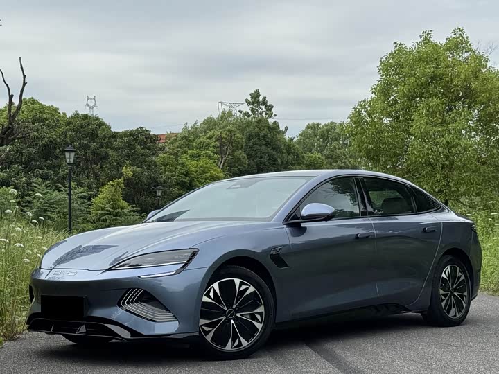2023 Seal 2022 550km Standard Range RWD Elite Edition
