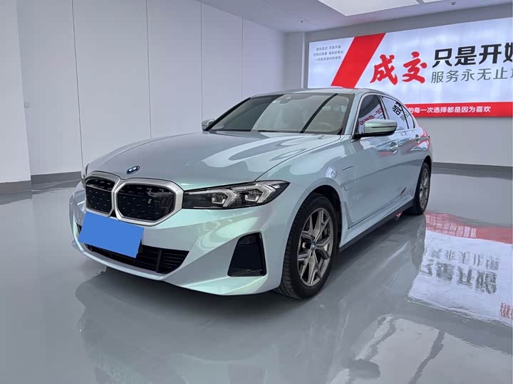 BMW i3 2022 eDrive 35 L