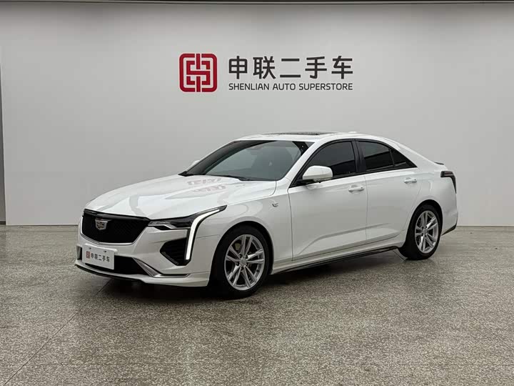 2023 Cadillac CT4 2022 28T Fashion Model