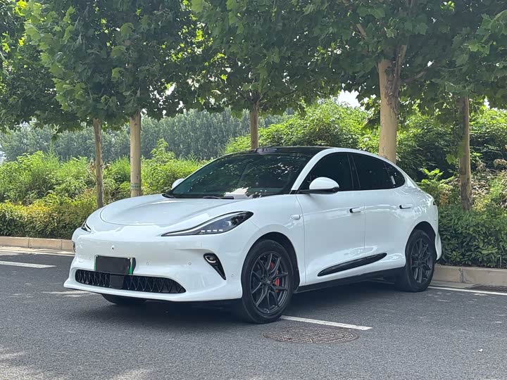 2025 Zhiji LS6 2025 Smart Lizard Driving Edition