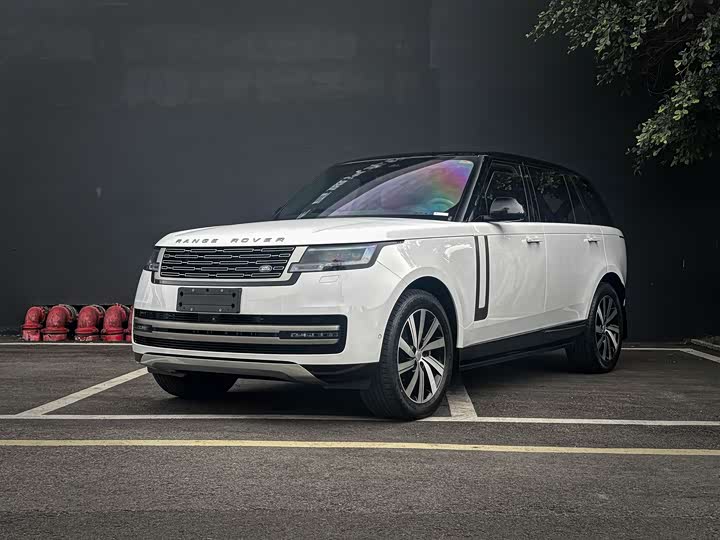 2024 Range Rover 2024 3.0 L6 400PS Extended Edition, seven seats