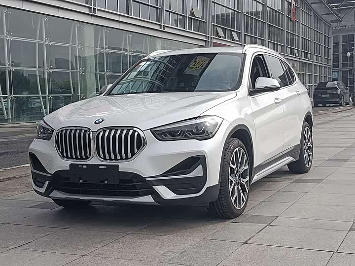 2021 BMW X1 2021 Facelift xDrive25Li Luxury Line