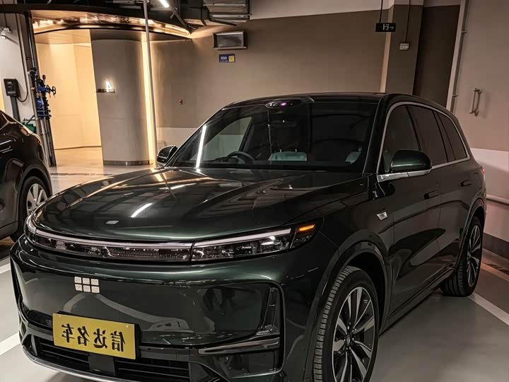 Galaxy M9 2025 210km AWD Pilot Edition