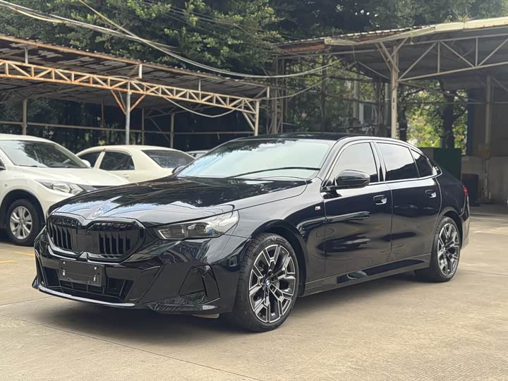 BMW 5 Series 2025 530Li Exclusive M Sports Package