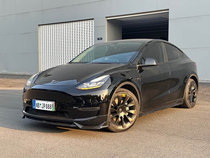 Model Y 2022 rear-wheel drive version