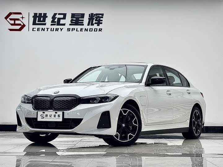 BMW i3 2025 eDrive 40L Night Package